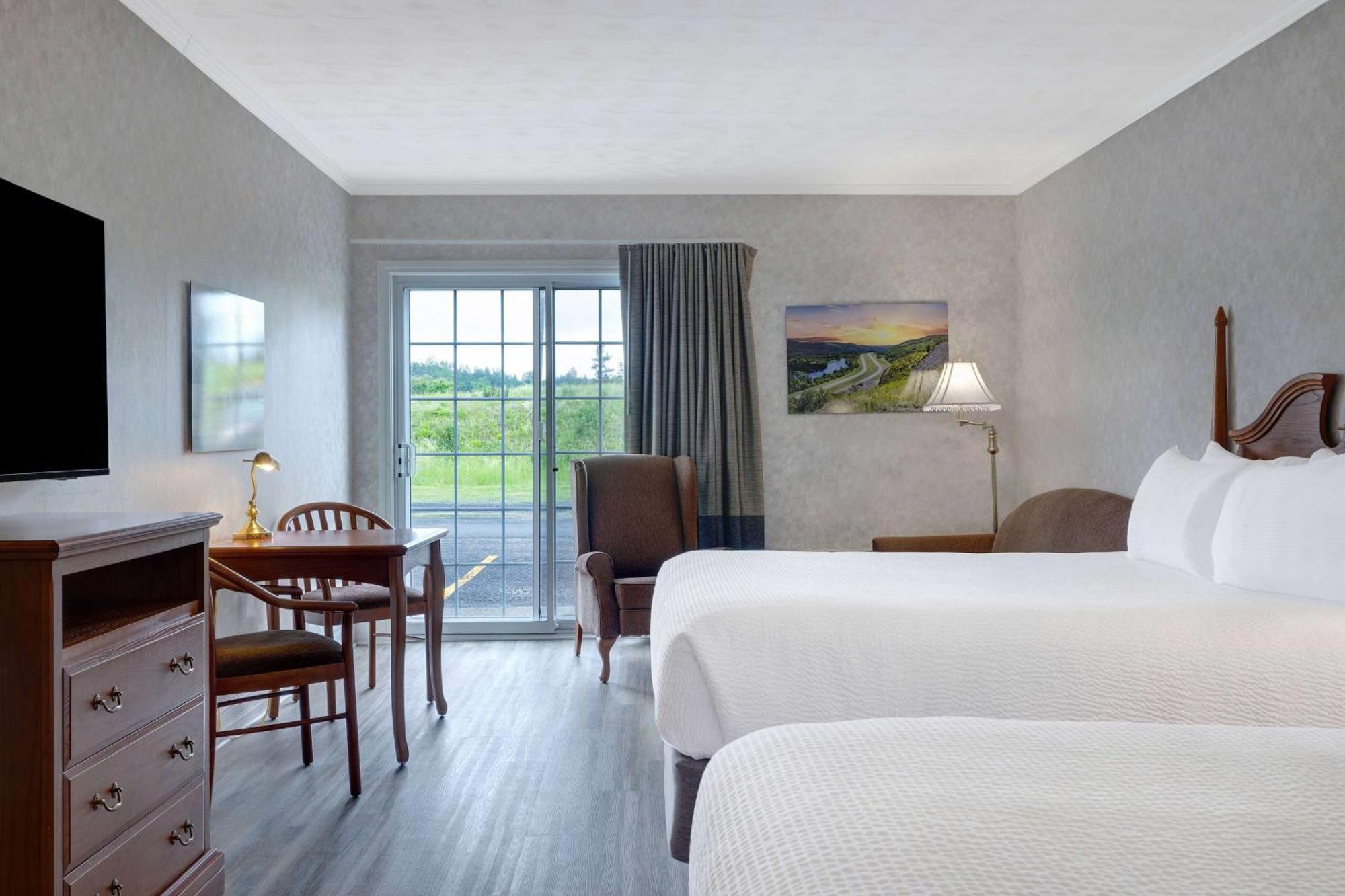 Days Inn By Wyndham Эдмундстон Экстерьер фото